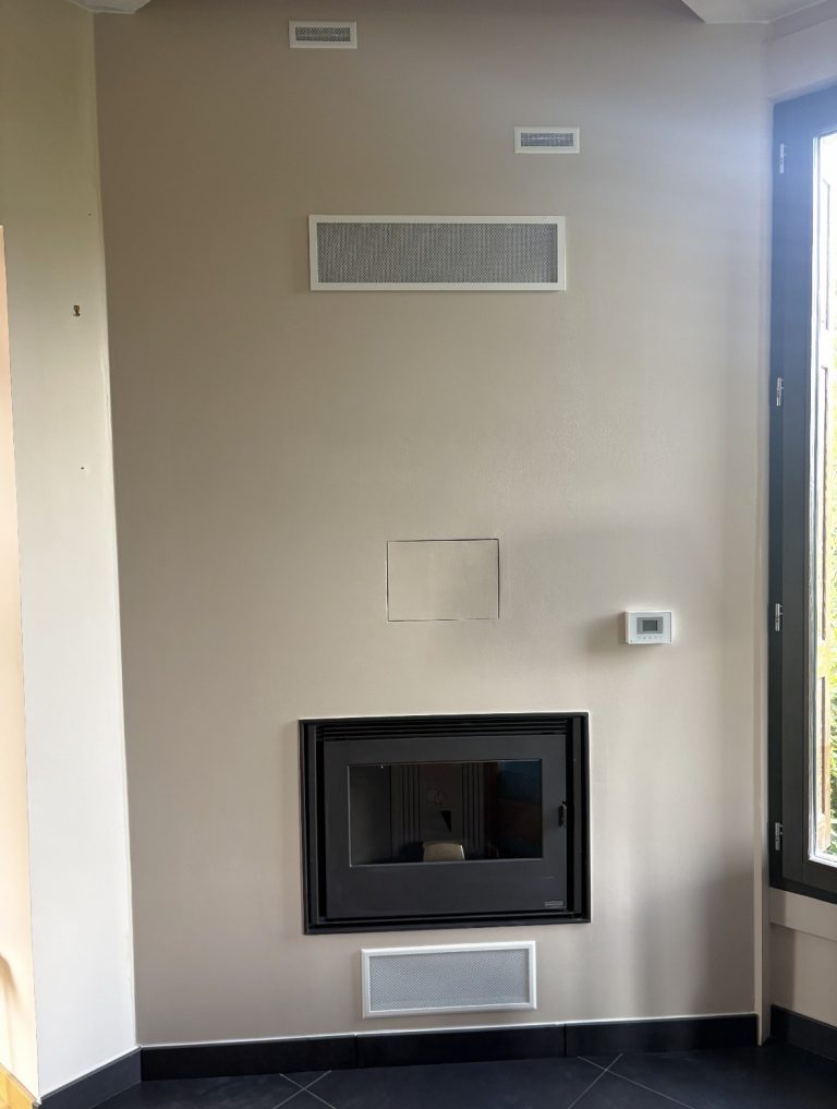 Mise en place d'un insert granulés Piazzetta IP9 à Rive-de-Gier